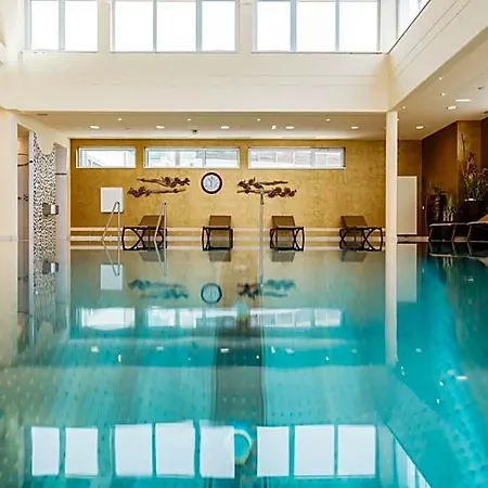 Gesundheits- & Wellness Weissenbach Otel 4*